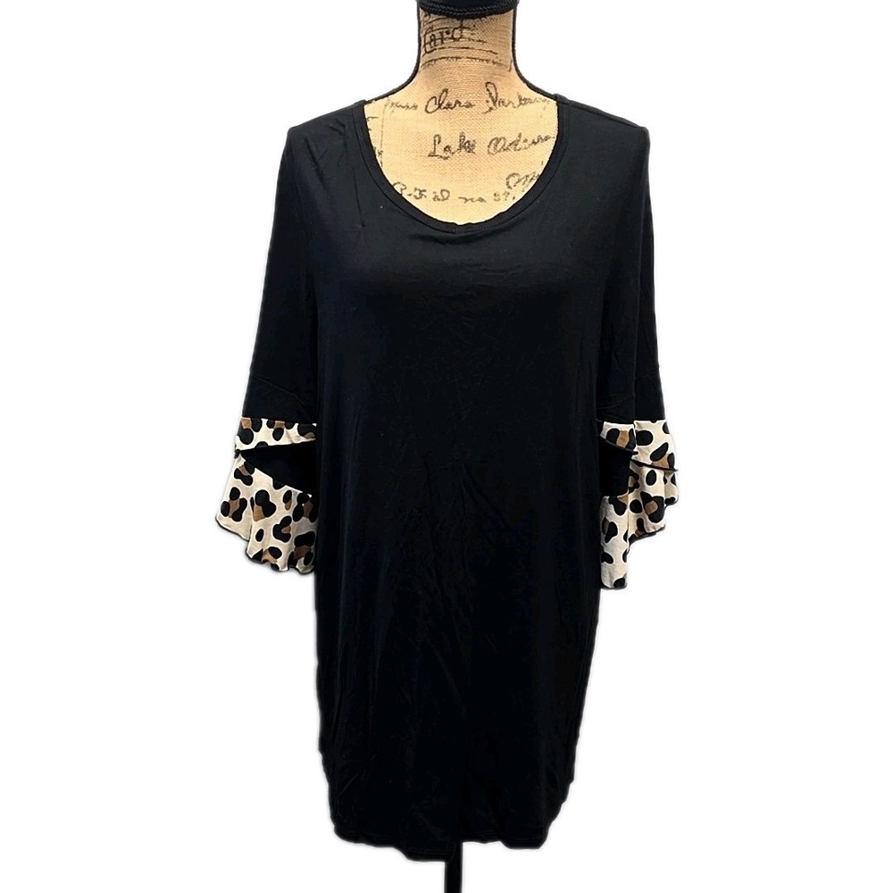 Paisley Grace XL Black Leopard Ruffle 3/4 Sleeve Top Casual Chic Animal Print